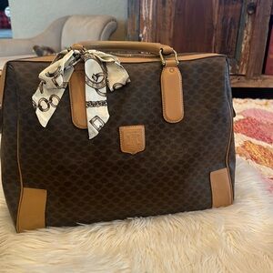 GORGEOUS EUC Celine travel bag
